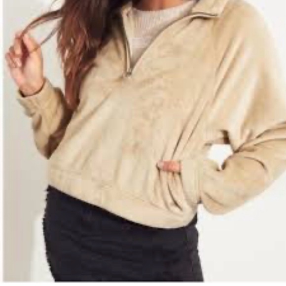 Hollister Women’s Tan Fleece Sweater Size Large - Picture 2 of 12